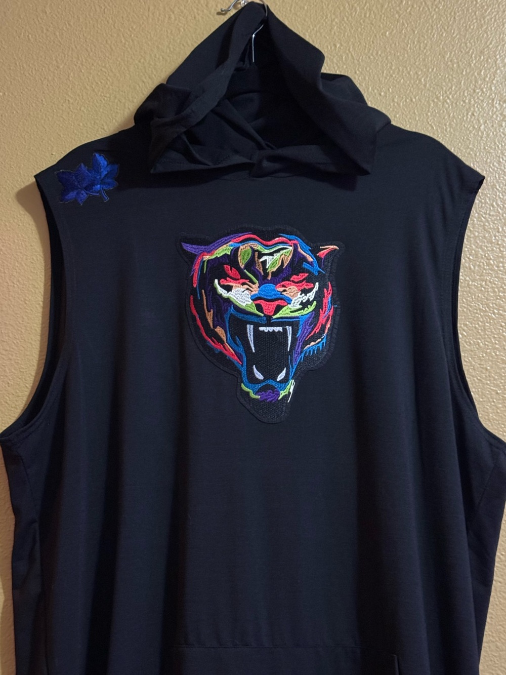 Black Sleeveless Hoodie “Strength Of 50 BEASTS” Size XXL